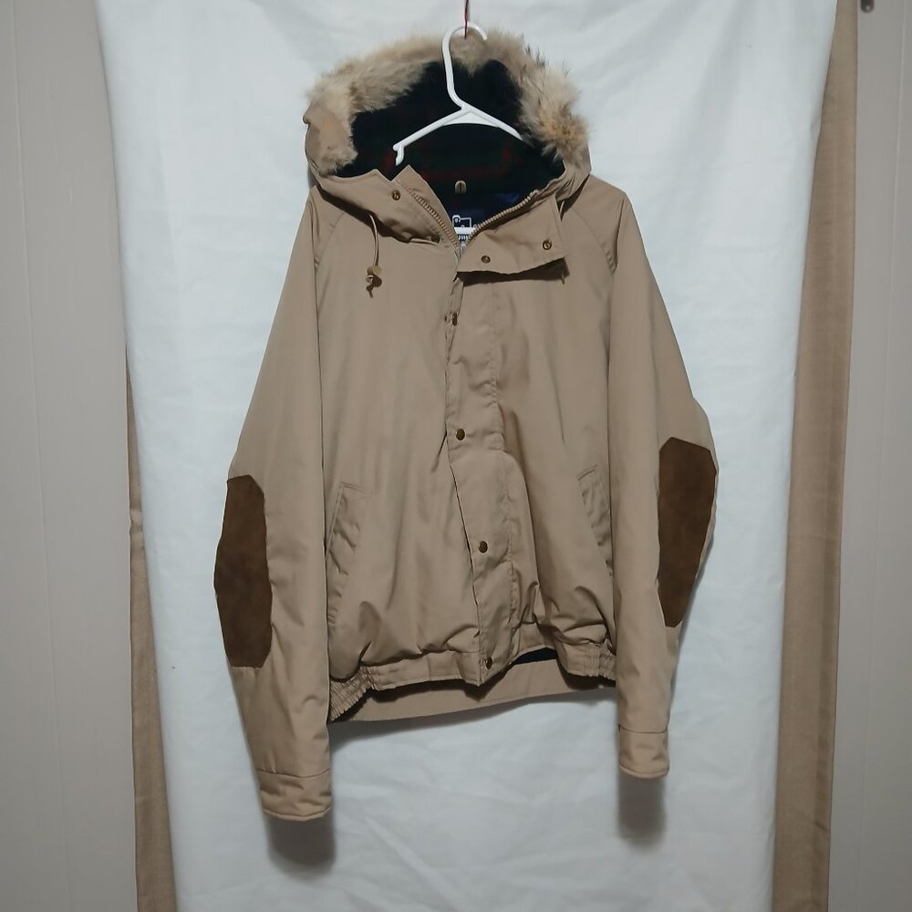 Vintage 80's Woolrich Wool Blanket Lined Coyote Fur Trimmed Hood Winter Coat L